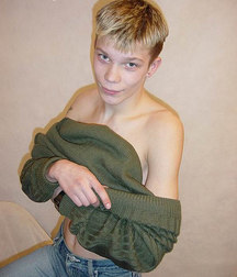 Denis 590b7f684c9a6.jpg