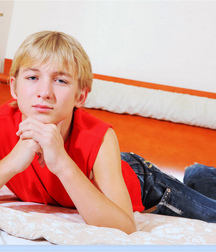 ARC Gay Teen Porn Solo 60ab990682d94.jpg