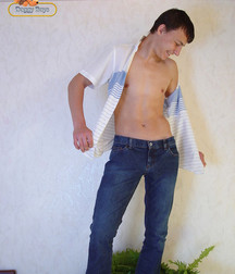 Max 5834bdf379fde.jpg