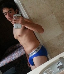 hot 5cbd317028910.jpg