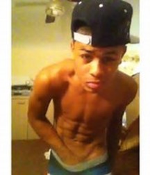 Hot Boys 5841c2b159674.jpg