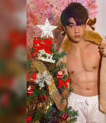 Asian twinks & twunks - the xmas edition 61c87676f3ab2.jpg