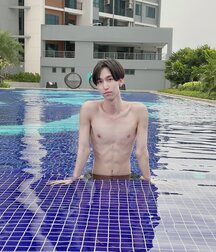 Asian QT's 61e7e4b145c49.jpg