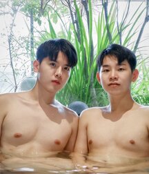 Asian  QT's 5 628f30718c174.jpg