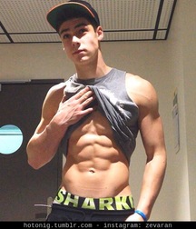 Twinks You Deserve 13 58f000e2586b0.jpg