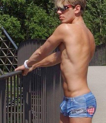 Twinks You Deserve 14 58f2a607418b8.jpg