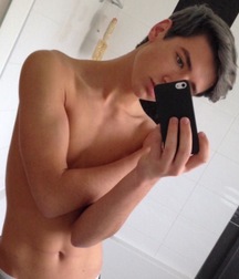Twinks You Deserve 32 591ba06bd55f0.jpg