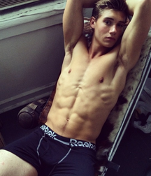 Twinks You Deserve 32 591ba075d8d7e.png