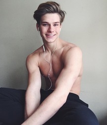 Twinks You Deserve  47 594735f96ca0a.jpg