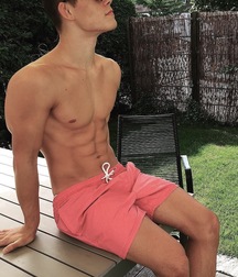 Twinks You Deserve 49 594e87e503052.jpg