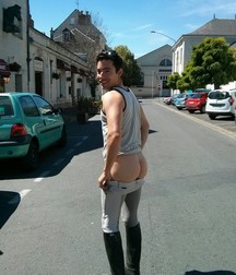 Dans ma rue, dans ma ville dans mes rêves 5c60417fb8af5.jpg
