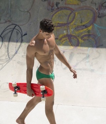 Skaters si sexy 5c77df72d56ce.jpg