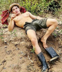 Bulges: de quoi nous faire rêver et bien bander avec eux... 5d00e9b1b1af1.jpg
