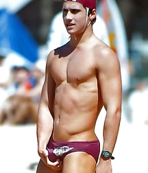 speedo boy  59b3ccc11017a.jpg