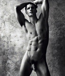 More Black & White Pictures 5845ff45cd739.jpg
