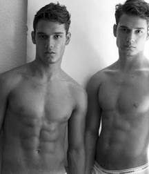 Twins 5871da98c1fd7.jpeg