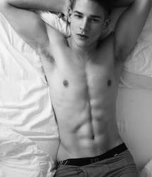 Hot guys  59eba4d122a17.jpeg