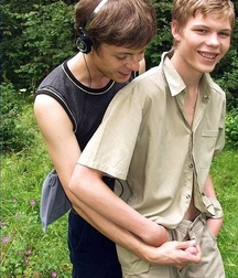 Cuties with Clothes 4 5bd0cdc001e82.jpg