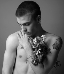 B&W 59a1c86742d0d.jpg