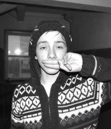 B&W 59a1c8c2cdfa3.jpg