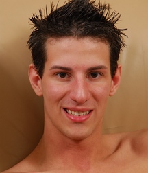Hung Twink 5bb2c16772b56.jpg