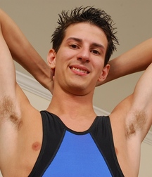 Hung Twink 2 5bb333340123e.jpg