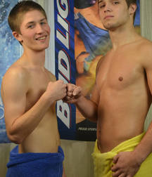 sexy boys  5856f5822012f.jpg