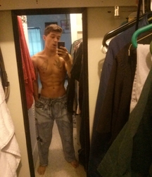 sexy boys  5856f5958e64e.jpg
