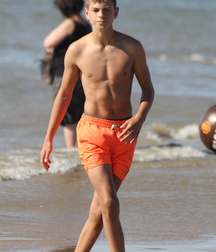 sexy beachboys 585e771783df8.png