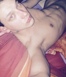 absolutely non nude 58f3fa8b5cd98.jpg