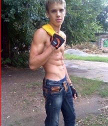 absolutely non nude 58f3fab5c71b7.jpg