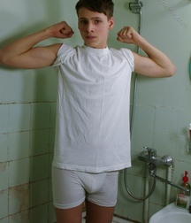 Toni in shower 591b3bfdbe08b.jpg