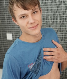 Andrew 591e03d5c32d8.jpg