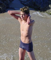 Teen Beach Boy 58d854371e98e.jpg