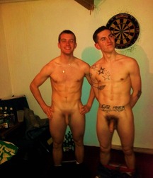 UK Lads 59bb613c87330.jpg