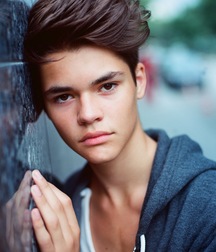 Beautiful Faces 586e46c7ccd5f.jpg