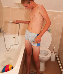 Cute Bathroom Boys 58793119604ad.jpg