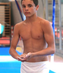Please Don't Put a Shirt On 5885bb8f094a7.jpg