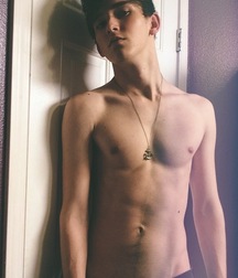 Shirtless and Sexy 589063d1404b7.jpg