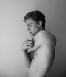Artistic in Black and White 58b2983558192.jpg