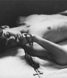 Artistic in Black and White 58b298424d010.jpg