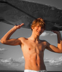 What a Chest... 58b41dbf53366.jpg