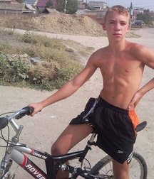 No Shirt Required 58da28e9ef2db.jpg