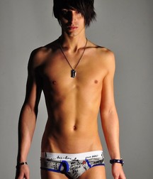 Keep Those Chests On Display, Boys 58e0e47db0dcb.jpg