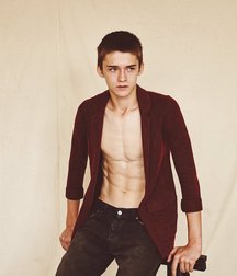 Keep Those Chests On Display, Boys 58e0e47fdac93.jpg