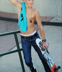 Keep Those Chests On Display, Boys 58e0e48cc4d3d.jpg