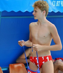 Display Those Chests, Boys! 58e238294f099.jpg
