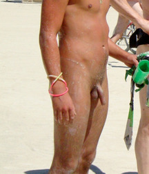 Mixed Nudity Outdoors 58e8be2685c78.jpg