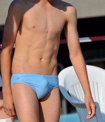 No Shirts! 58ed1ea137131.jpg