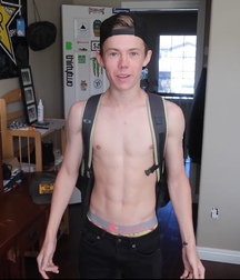No Shirts! 58ed1ec5d5a4b.jpg